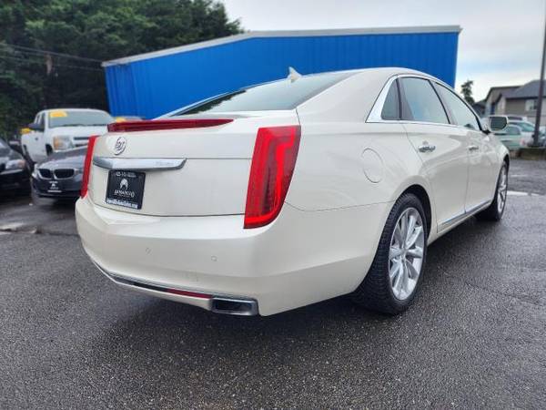 2013 Cadillac XTS Luxury AWD - $10,999 (Seattle)63623395703427124