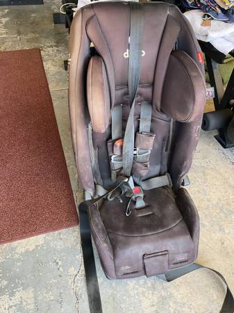 Car seat 1