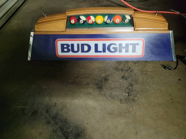 BUD LIGHT  POOL TABLE LIGHT 1