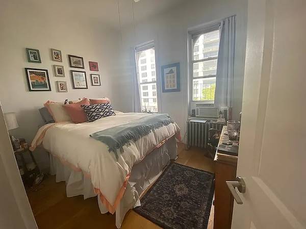 $6,495 / 3br - Favorable New York Sublet! Lower East Side. from Oct through next year (Lower East Side)63854288074241122