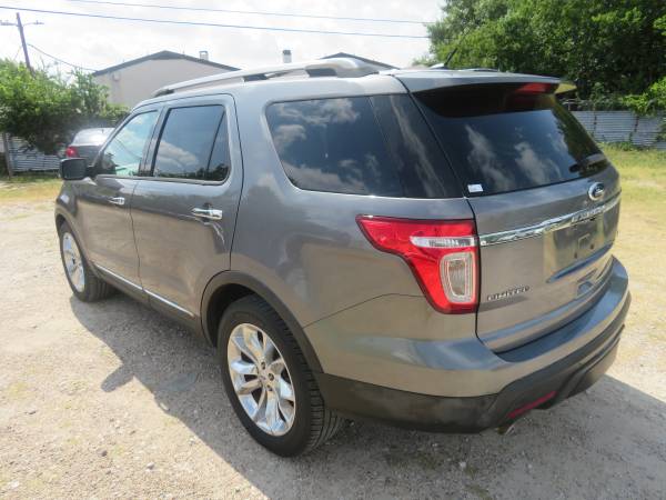 2014 Ford Explorer - $2,400 (down 6825 e. hwy 290)63439726599169122