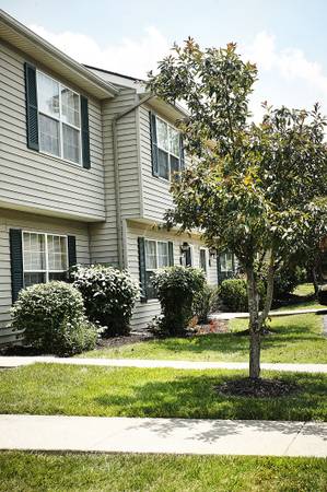 $1,494 / 3br - 1250ft2 - 3br Townhomes Available Now! No App Fee & Move-In Special! (Milford)63974610496258123