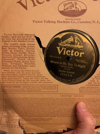 Around 60 Old 78s and 33s Records 1