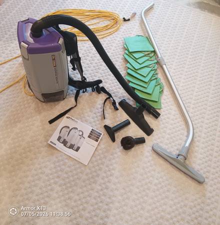 Super Coach Pro 10 Backpack Vacuum 1