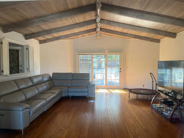 $1,500 / 1br - 143ft2 - Habitación amueblada en casa independiente Saratoga (saratoga)63880135189249120