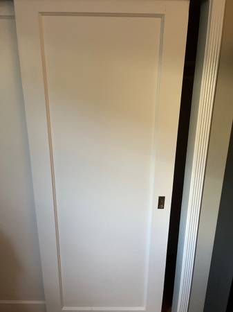 Single panel shaker closet doors qty 2 1