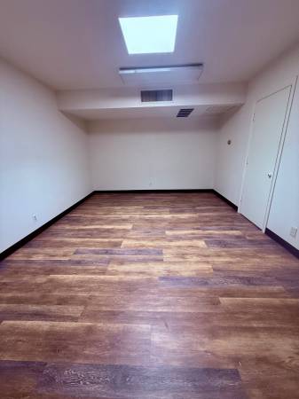 $650 / 225ft2 - Private One-Room Office for Lease (Palm Desert)63758636127235121