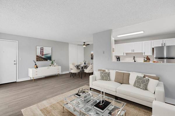 $2,012 / 3br - 1189ft2 - Playground, Wood-burning Fireplaces, 24-Hour Emergency Maintenance (Kent)64031310752899120