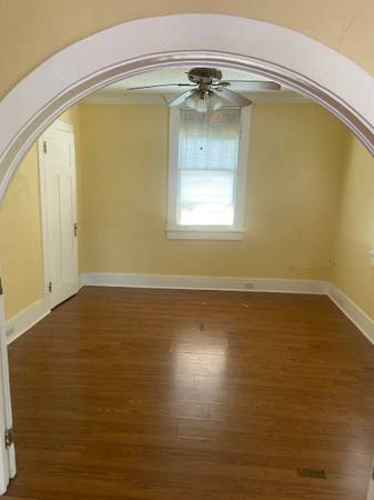 $229,000 / 5br - 2561ft2 - Milan 70115 area property with basement ARV $425K asking price $229K (New Orleans)63903651821570122