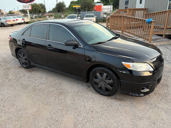 2011 Toyota Camry - $3,900 (Houston)63617082855427121