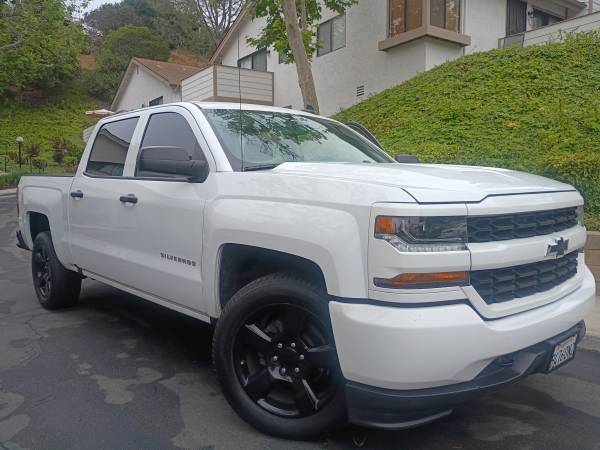 2018 Chevy Silverado Crew Cab - $15,900 (Balboa Ave)63616088715009121