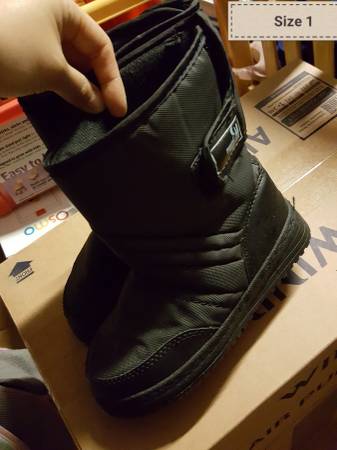 Boots size 13 1