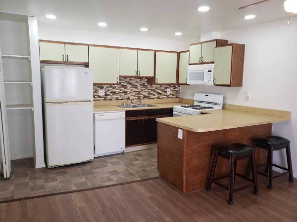 2 BED 2 BATH GROUND FLOOR- LIKE TWO MASTERS GATED IN CENTRAL EL CAJON. 1