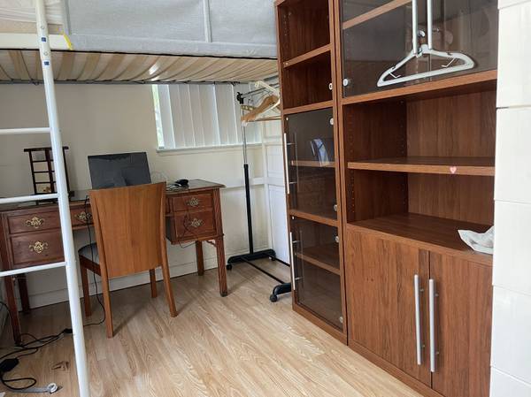 $900 / 2br - 1 bedrooms walking to Apple, Amazon and De Anza college (cupertino)63888989865347120