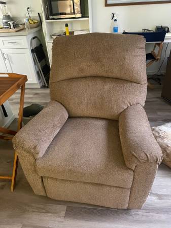 Recliner 1