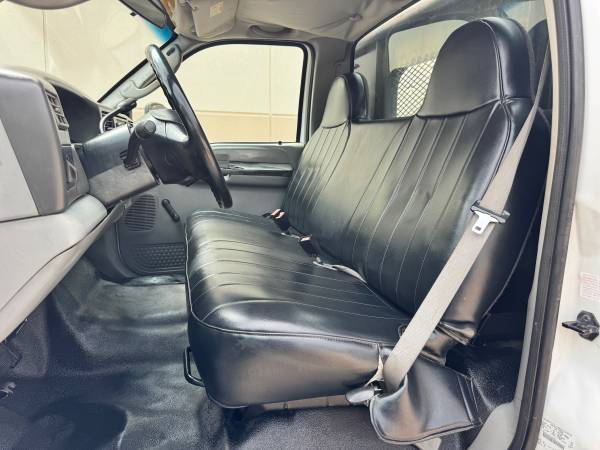 2004 Ford F350 Super Duty - Photo 11