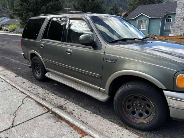 Ford Expedition Eddie Bauer - $1,500 (Leavenworth)63442546373635122