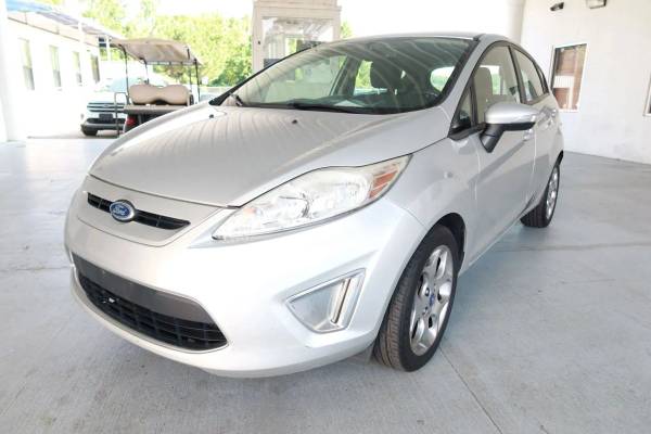 Ford Fiesta - ¡SÓLO EFECTIVO! - $4750.0063620344430979122