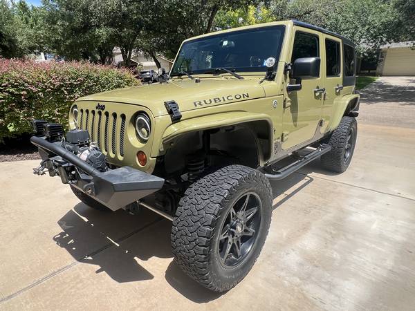 2013 Jeep Wrangler Rubicon - $21,500 (Sugar Land)63616987585665120