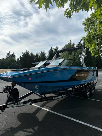 2019 Mastercraft NXT22 Surf Boat - $74,500 (Auburn)63471421260547124
