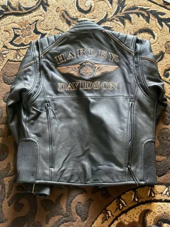 110 HD Harley leather Jacket size L NEW 1