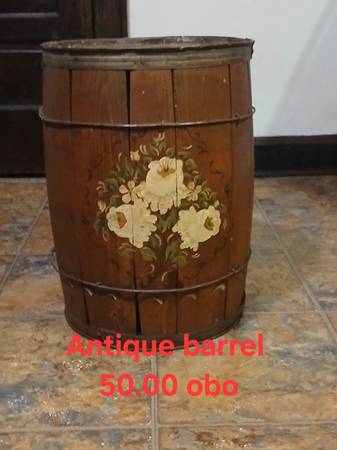 Antique barrel 1