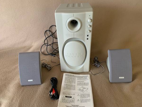 Vintage  Computer  Speaker  System 1