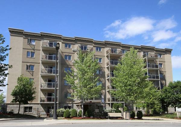 Super Condo Semi Furnished In Hull
$2,100 Super Condo Semi Furnished In Hull
$2,100