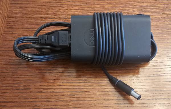 Dell 65W 7.4MM Power Adapter 1
