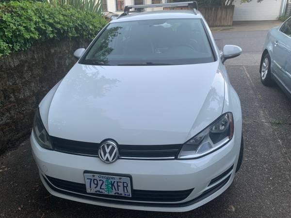 TDI Golf Sportwagon low miles - $14,555 (Alphabet district)63482202989187121