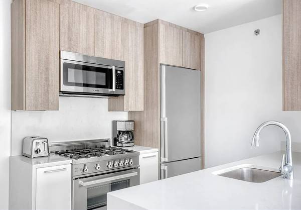 $4,995 / 2br - Pre flexed Jr 2 bedroom in Midtown West (Inquire for more details) (Midtown West)63809093646467124