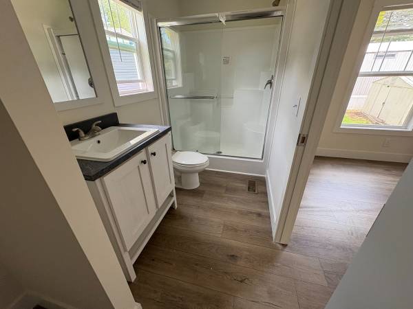 $1,229 / 2br - Fast Move-In, No Rent ‘Til Winter! (Oakwood Forest)64027442479491123