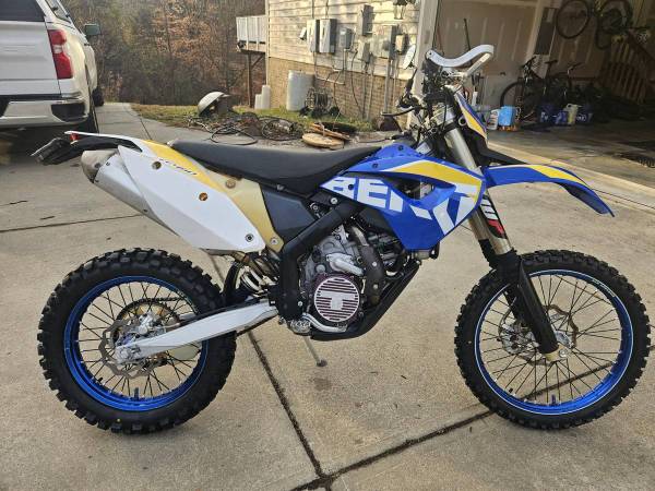 Fresh 2010 Husaberg FE 390