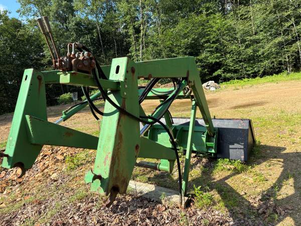 Tractor Loader 1