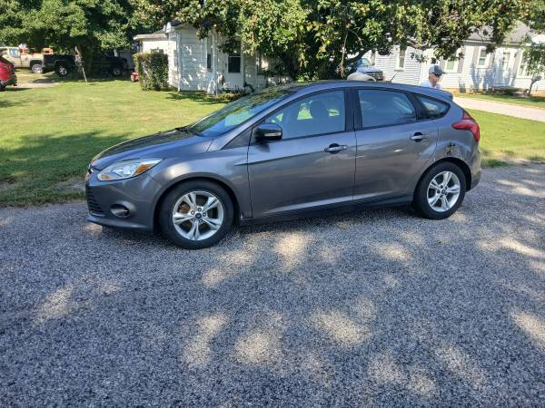 2014 Ford Focus SE 1