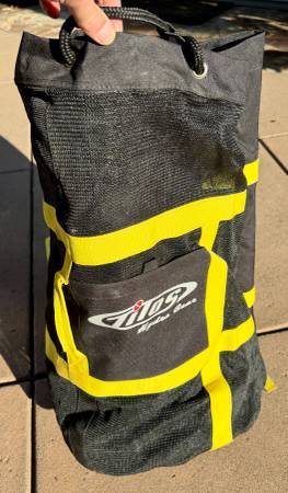 Tilos Hydro Gear Mesh Duffel Bag, Backpack Black/Yellow 1