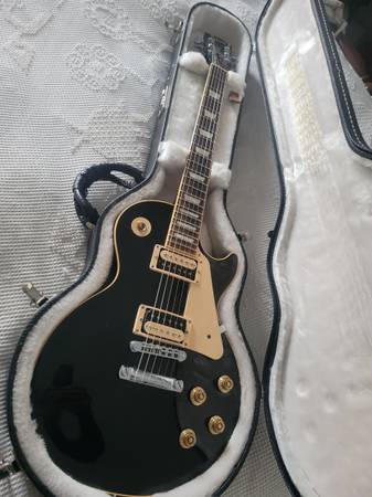 2009 Gibson Les Paul Traditional Pro 1
