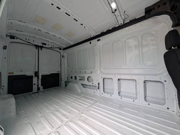2023 Ford E-Transit 350 Long - Photo 11
