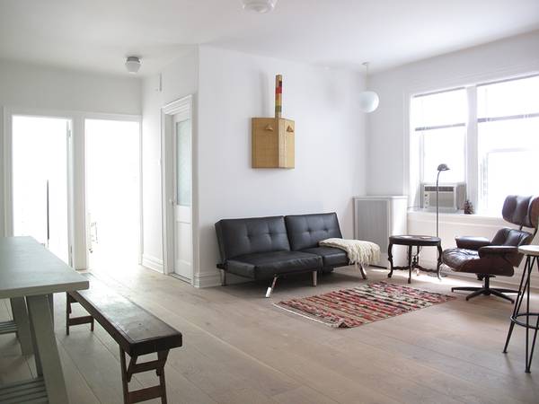 $2,800 / 2br - 900ft2 - LARGE 2Br - SUBLET AVAILABLE - NOV 1 - AUG 1- w/ GARDEN/DECK (Sunnyside Queens)63949685638019122
