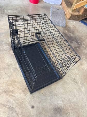 Dog crate 1
