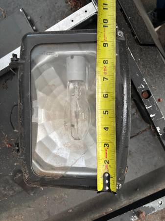 Flood light 1