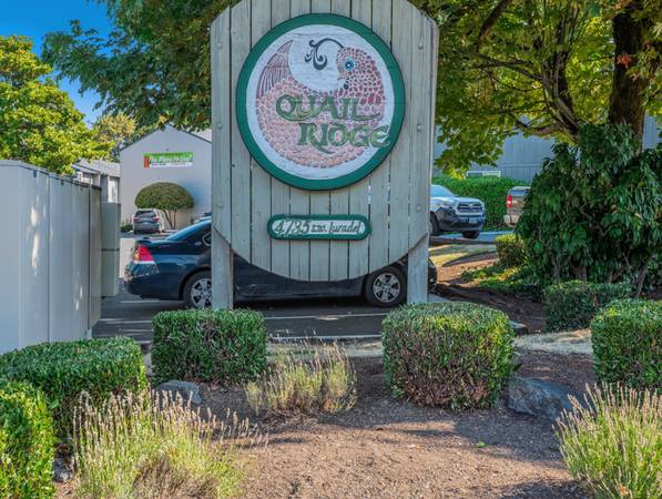 $1,250 / 1br - Lovely One Bed - Short Commute to PSU and OHSU | Open Green Spaces (Portland)63831608052867121