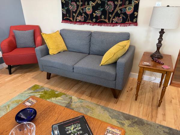 Beautiful Couch and Loveseat for Sale 1