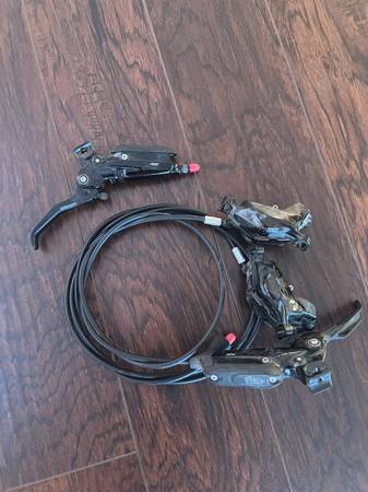 SRAM Code RSC Brakes 1