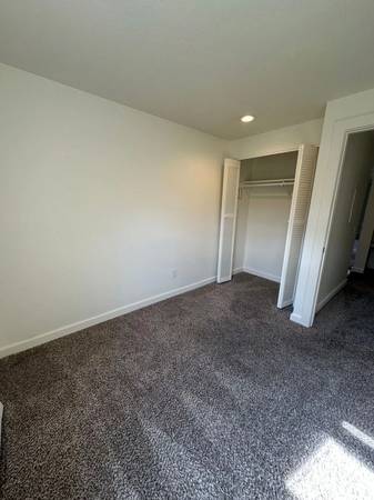 $1,600 / 2br - 850ft2 - Central location in Bellingham. 2 Bed, 1 Bath! Stop by for a tour! (Bellingham)63509649980291122