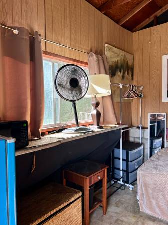 $850 / 1br - 40ft2 - Private Room in Garage!  $850 per month!!! (Oceanside)63998453590402123