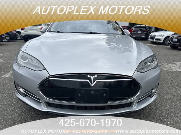 2014 TESLA MODEL S 85 - CARGA RÁPIDA ILIMITADA GRATIS - $17,99563624427770243121