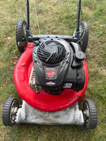 Yard Machine Push Mower 1