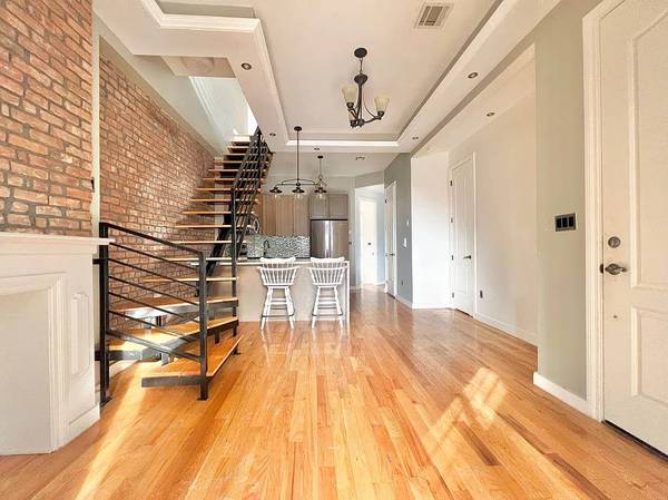 🏡 ROOMS FOR RENT 🛏️ $1,150+ | 6 BED 2 FULL BATH DUPLEX! PRIME📍 1