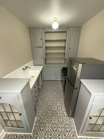 $1,235 / 552ft2 - Amazing Special! Look & Lease One Month Free Plus $500 Bonus #107 (Alphabet Dist./Nob Hill/NW Portland)63914739251714123